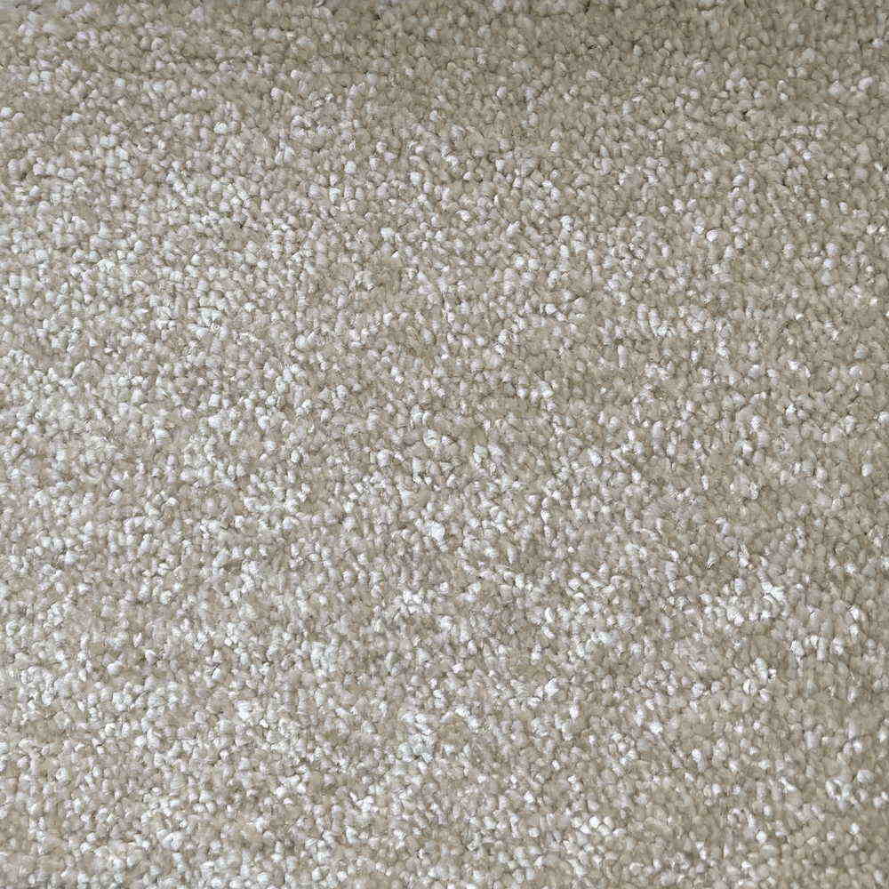 Serenade_Light-Honey_pale-warm-honey-beige-with-cream-and-white-flecked-saxony-pile-texture_4m-wide-carpets_5m-wide-carpets_Lano_Carpet_Saxony_Cosy_Polypropylene_16mm-Thick_2040gsm-Pile-Weight
